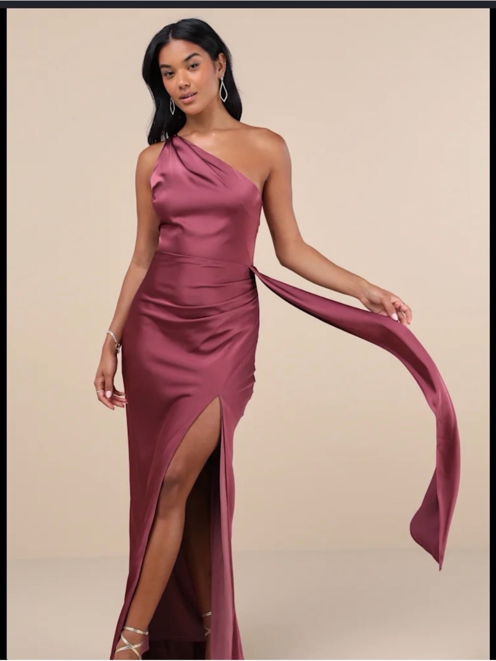 Lulu's One-Shoulder Satin Gown in Wine